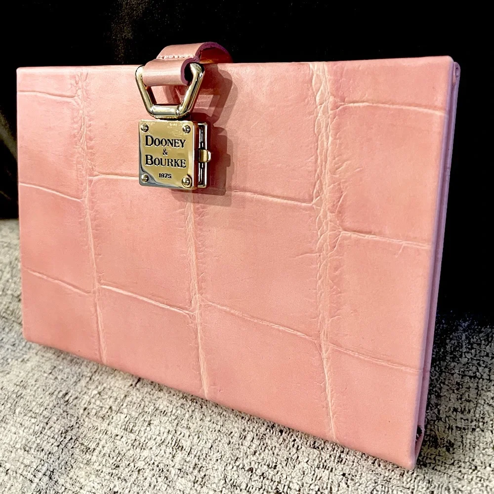 ❤️ Vintage Dooney & Bourke Office Journal - Picture 1 of 10